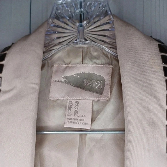 Love 21 open front jacket - Picture 2 of 9